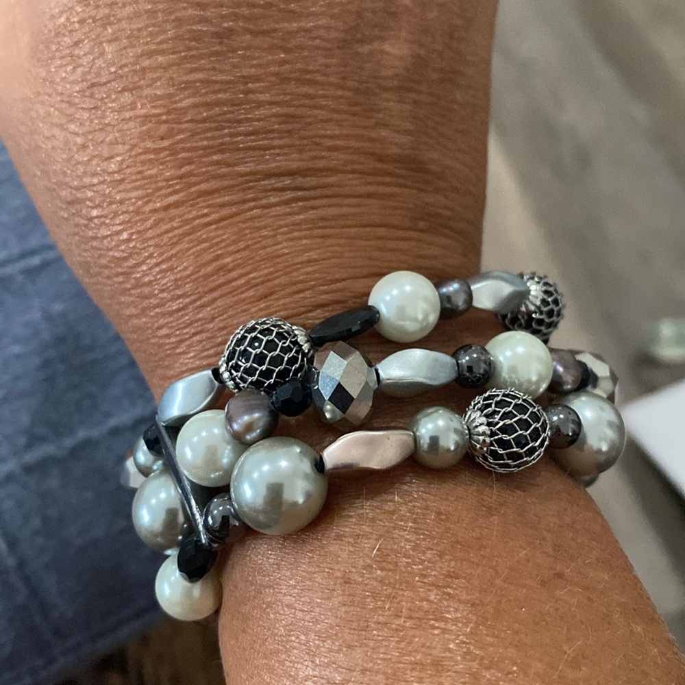 Lia Sophia black and silver bracelet